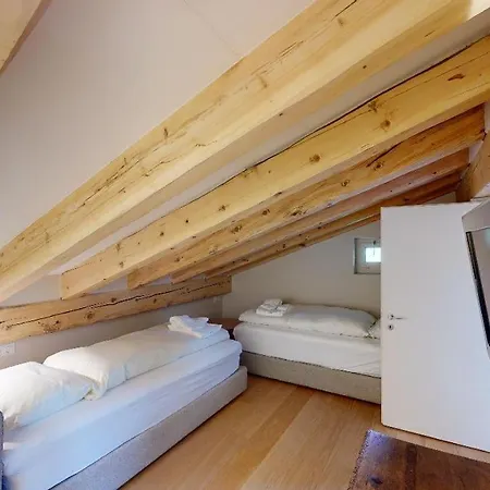 Murtiroel Apartment Samedan