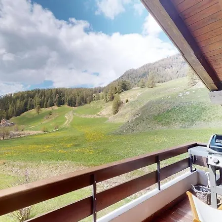 Διαμέρισμα Murtiroel Samedan