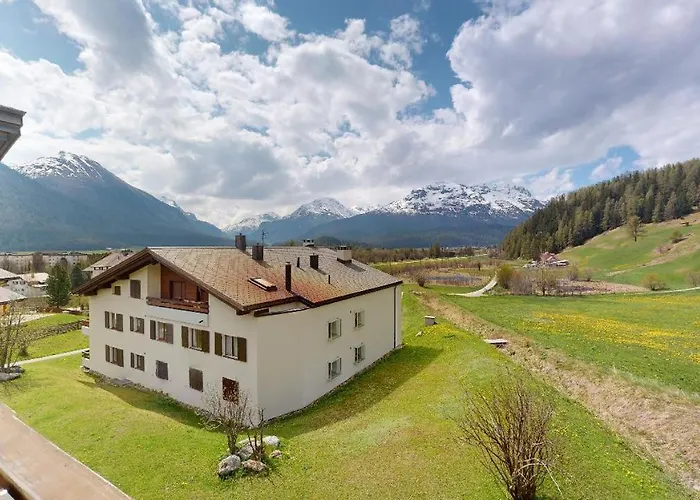 Murtiroel Apartamento Samedan
